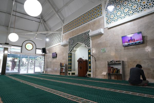 Masjid Al Ihsan: Tempat Ibadah yang Menghargai Setiap Langkah